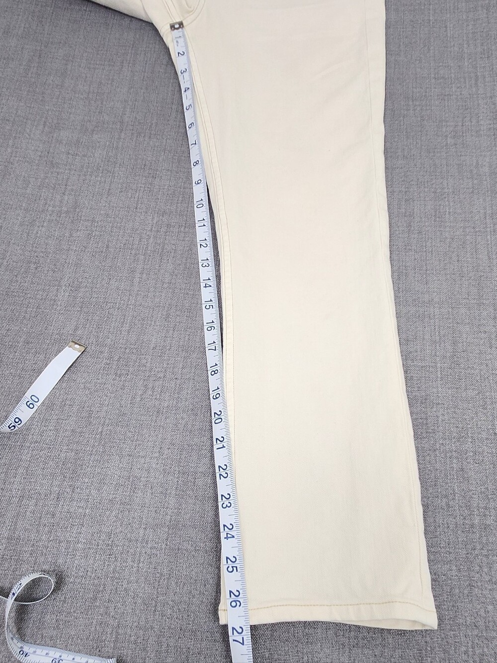 GAP High-Rise Cigarette Straight Leg Stretch Jeans/ Pants. 4 - Picture 5 of 11